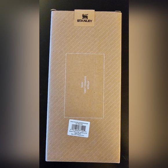 New! Stanley 30oz Stormy Sea The Quencher H2.0 FlowState™ Tumbler (Soft Matte) - Picture 6 of 7